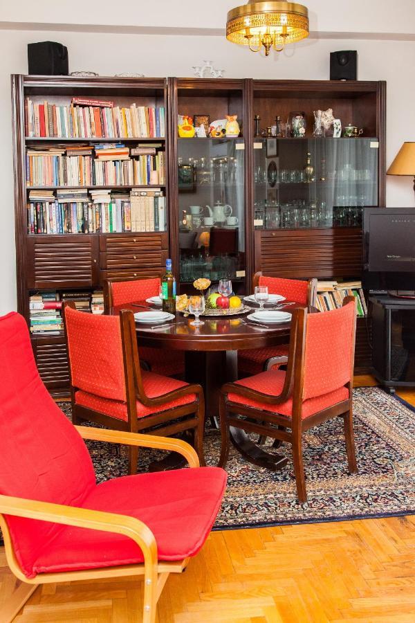 Vintage Apartment In Downtown Athens! Esterno foto