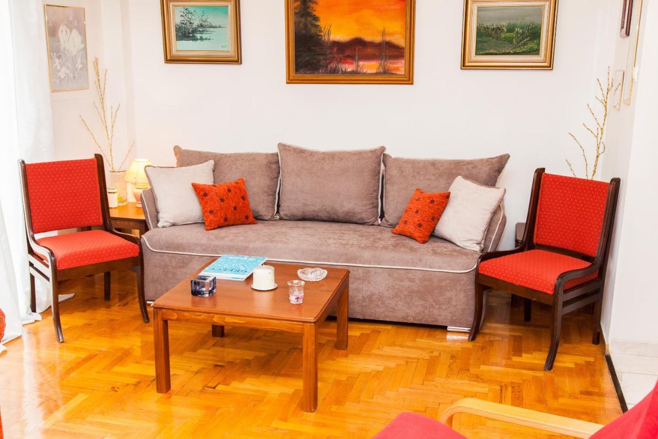 Vintage Apartment In Downtown Athens! Esterno foto
